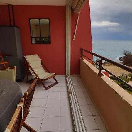 Apartment T2 Climatise Avec Loggia Et A - Fr-1-472a-267 *