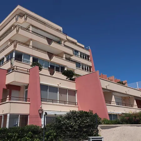 Apartment T2 Climatise Avec Loggia Et A - Fr-1-472a-267 *